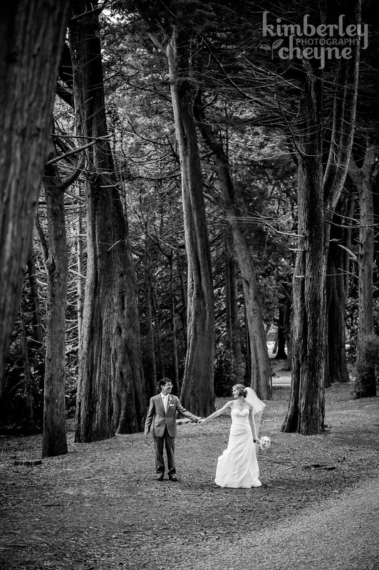 Dunedin Wedding Photograher, Invercargill Wedding, Kimberley Cheyne Photography, Bride, Wedding Dress, Bride and Groom, Wedding Couple, Black and White Photography, Invercargill gardens